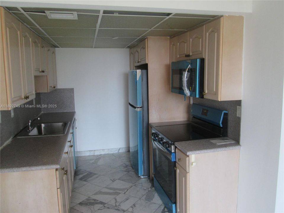 Recientemente alquilado: $2,450 (2 camas, 2 baños, 1320 Pies cuadrados)