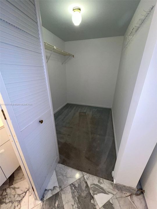 Recientemente alquilado: $2,450 (2 camas, 2 baños, 1320 Pies cuadrados)