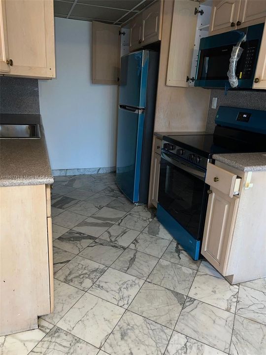 Recientemente alquilado: $2,450 (2 camas, 2 baños, 1320 Pies cuadrados)