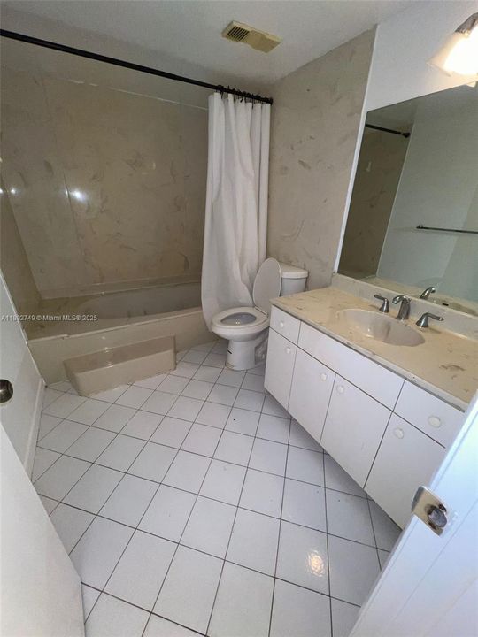 Recientemente alquilado: $2,450 (2 camas, 2 baños, 1320 Pies cuadrados)