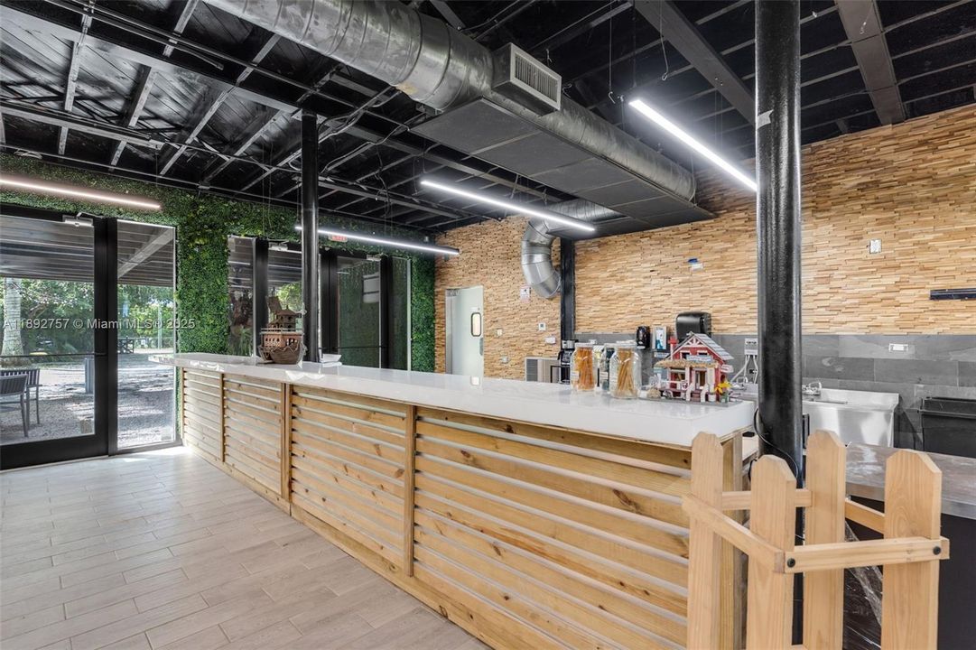 COUNTER BAR AREA WITH EQUIPMENT & A CUTE COUNTRY VIBE