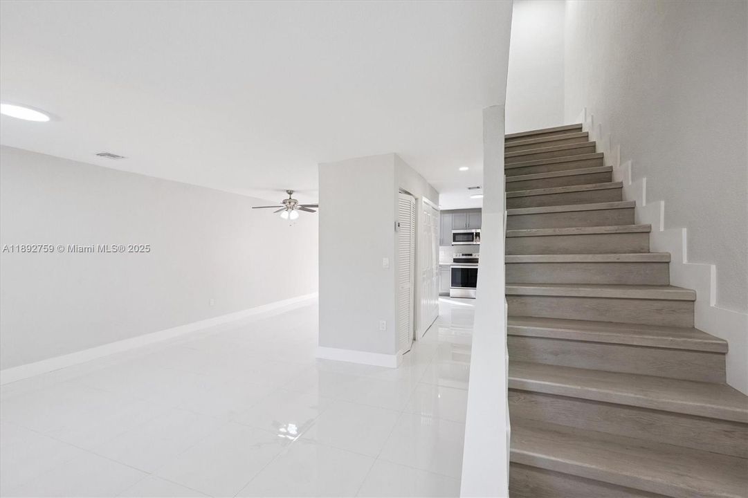 待售: $399,000 (3 贝兹, 2 浴室, 1406 平方英尺)