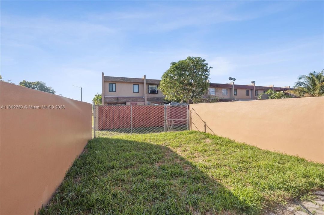 待售: $399,000 (3 贝兹, 2 浴室, 1406 平方英尺)