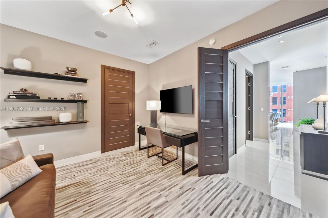 待售: $11,100,000 (4 贝兹, 5 浴室, 4365 平方英尺)