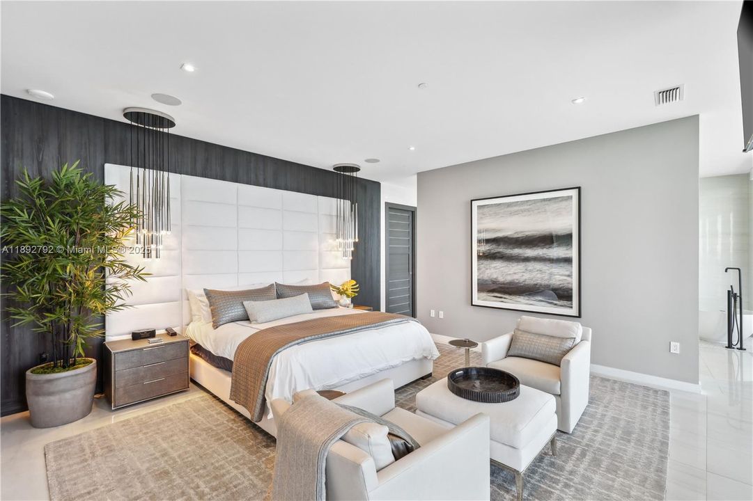 待售: $11,100,000 (4 贝兹, 5 浴室, 4365 平方英尺)