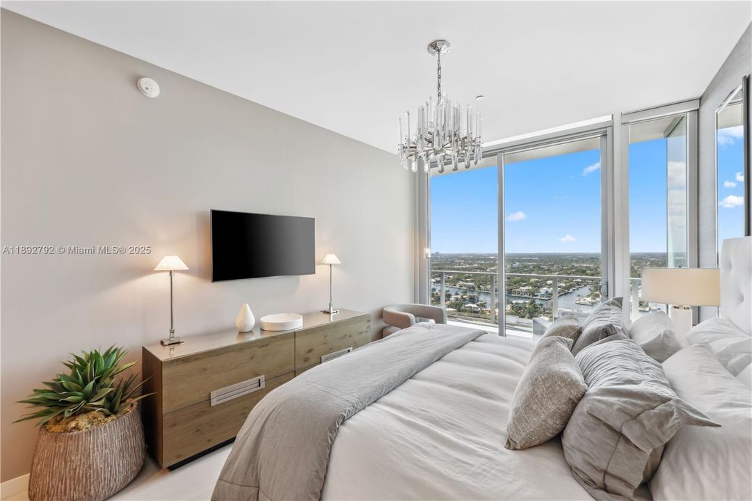 待售: $11,100,000 (4 贝兹, 5 浴室, 4365 平方英尺)