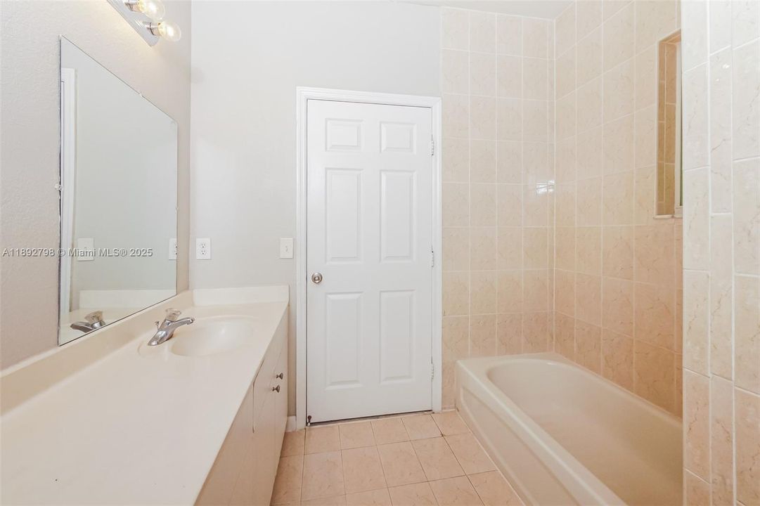 Active With Contract: $2,500 (5 beds, 3 baths, 2170 Square Feet)