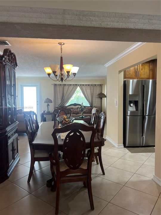 На продажу: $719,000 (3 спален, 3 ванн, 2009 Квадратных фут)