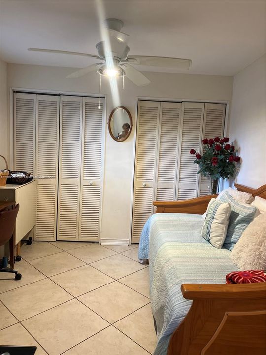 На продажу: $719,000 (3 спален, 3 ванн, 2009 Квадратных фут)