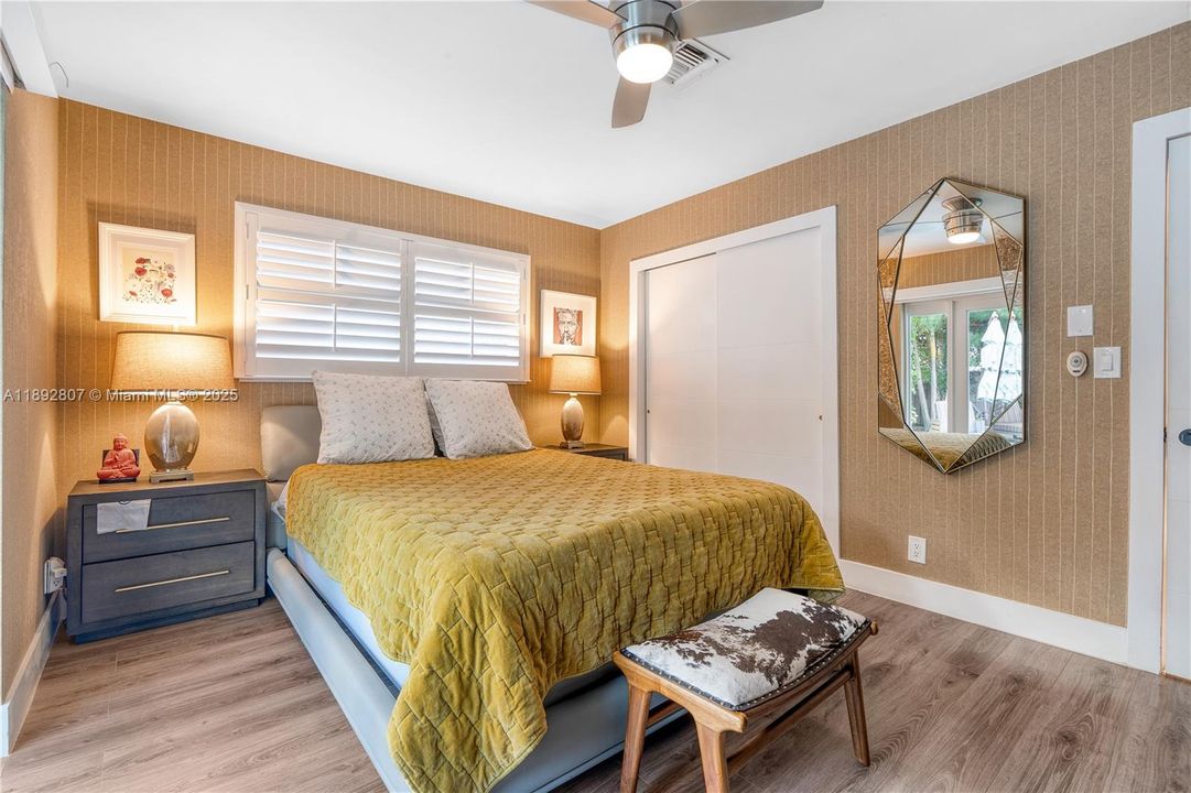 Active With Contract: $5,700 (3 beds, 2 baths, 1896 Square Feet)
