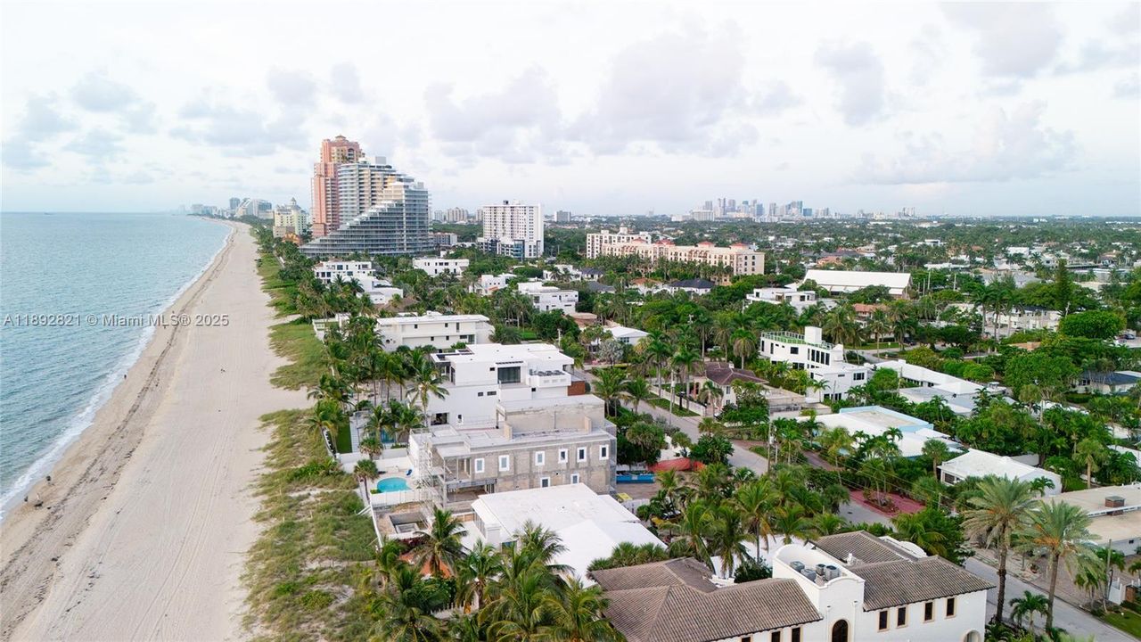 待售: $4,500,000 (4 贝兹, 3 浴室, 3084 平方英尺)