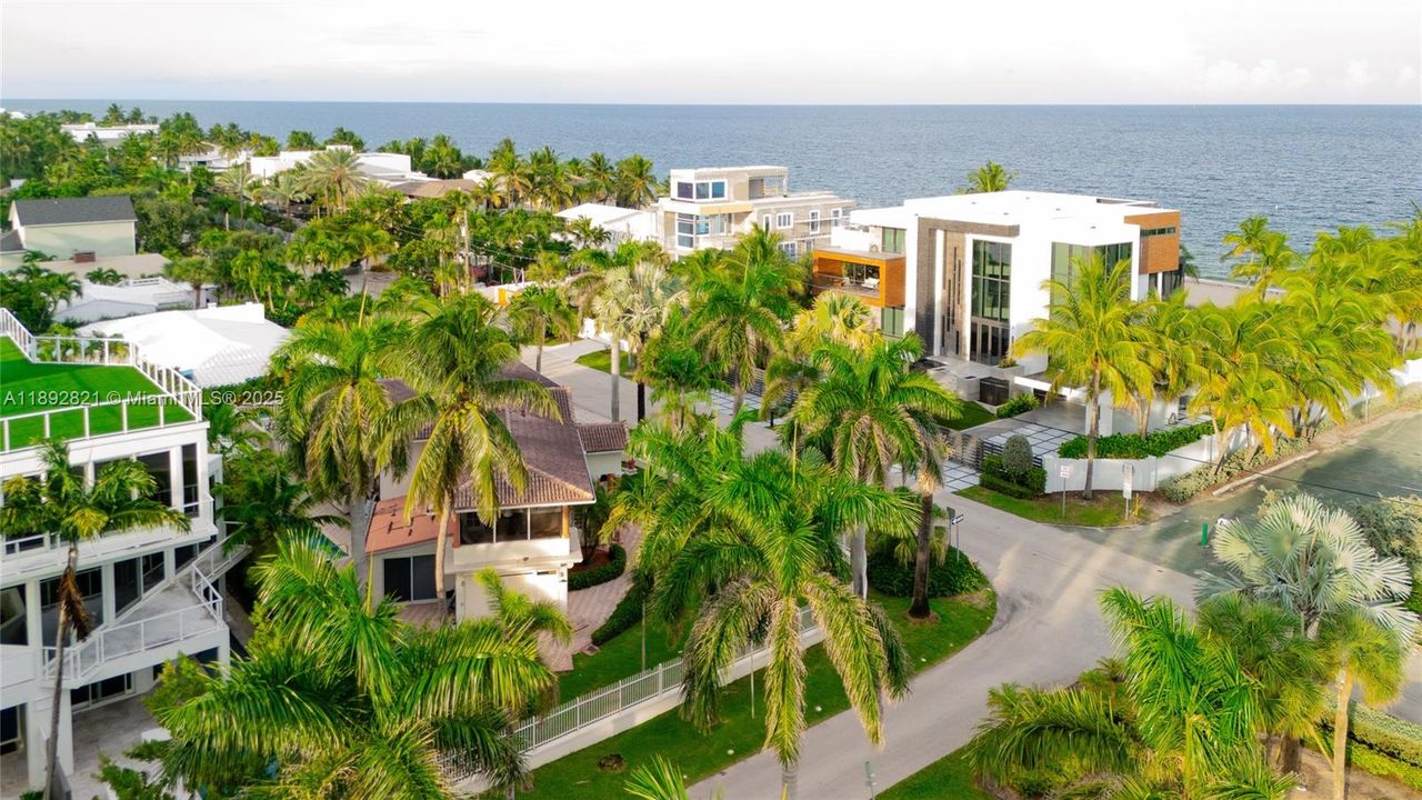 待售: $4,500,000 (4 贝兹, 3 浴室, 3084 平方英尺)