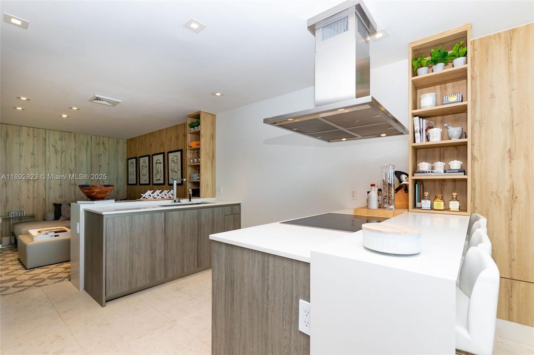 最近租的: $29,800 (3 贝兹, 4 浴室, 2257 平方英尺)