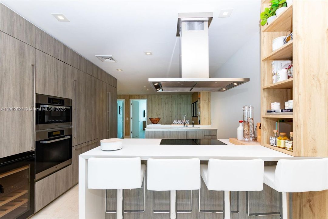 最近租的: $29,800 (3 贝兹, 4 浴室, 2257 平方英尺)