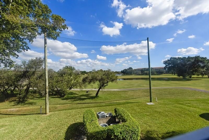 Active With Contract: $2,250 (2 beds, 2 baths, 1100 Square Feet)