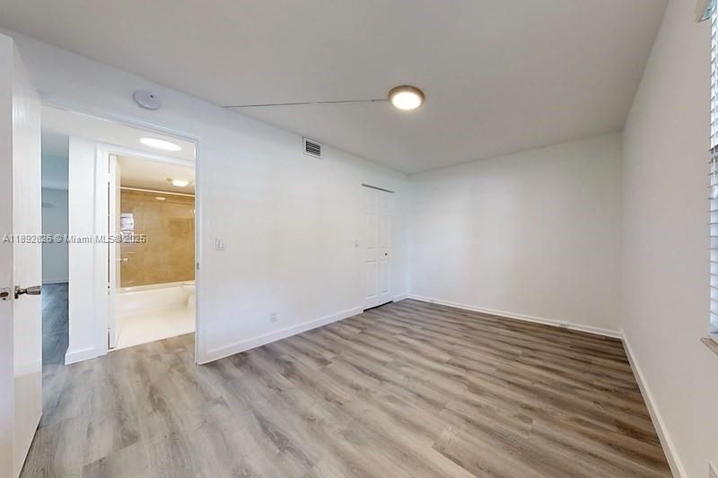 Active With Contract: $2,250 (2 beds, 2 baths, 1100 Square Feet)