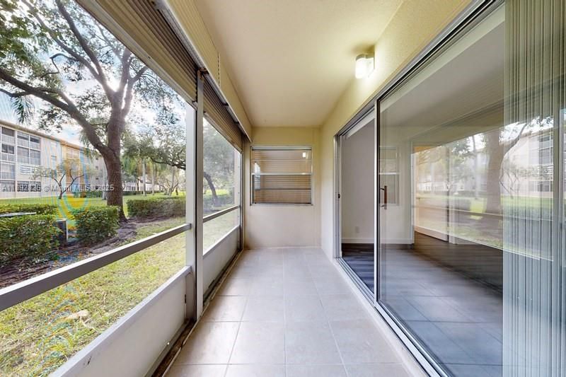 Active With Contract: $2,250 (2 beds, 2 baths, 1100 Square Feet)