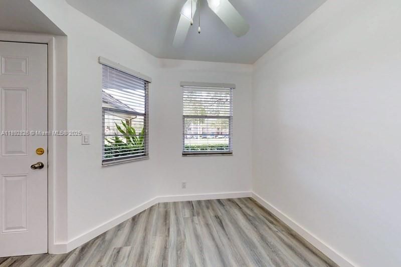 Active With Contract: $2,250 (2 beds, 2 baths, 1100 Square Feet)
