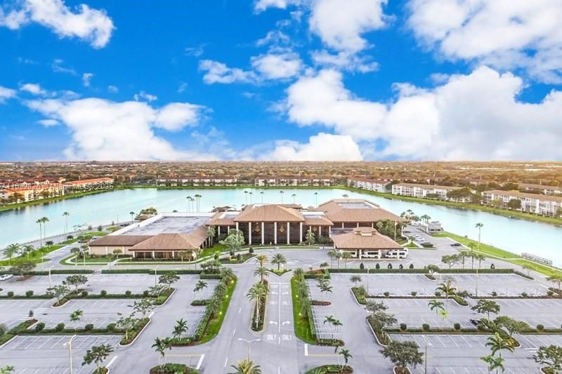 Active With Contract: $2,250 (2 beds, 2 baths, 1100 Square Feet)