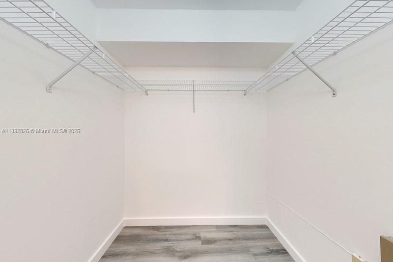 Active With Contract: $2,250 (2 beds, 2 baths, 1100 Square Feet)