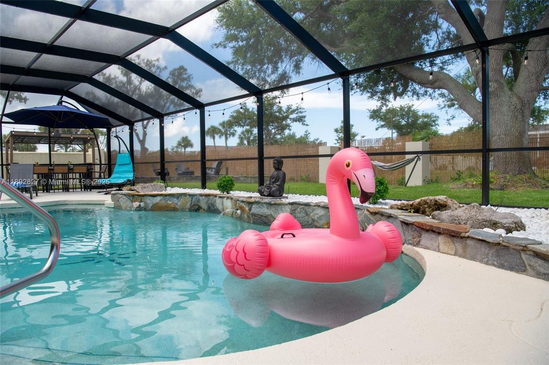 For Rent: $4,200 (3 beds, 2 baths, 2020 Square Feet)