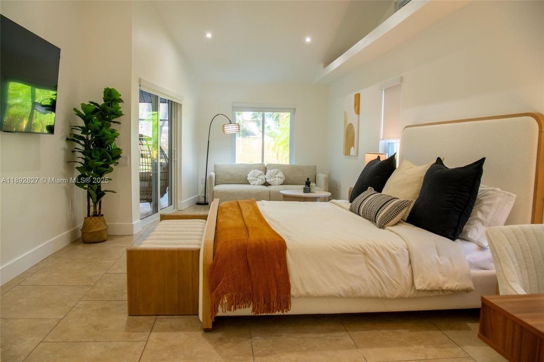 For Rent: $4,200 (3 beds, 2 baths, 2020 Square Feet)