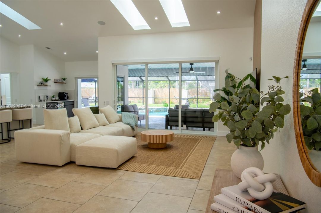 For Rent: $4,200 (3 beds, 2 baths, 2020 Square Feet)