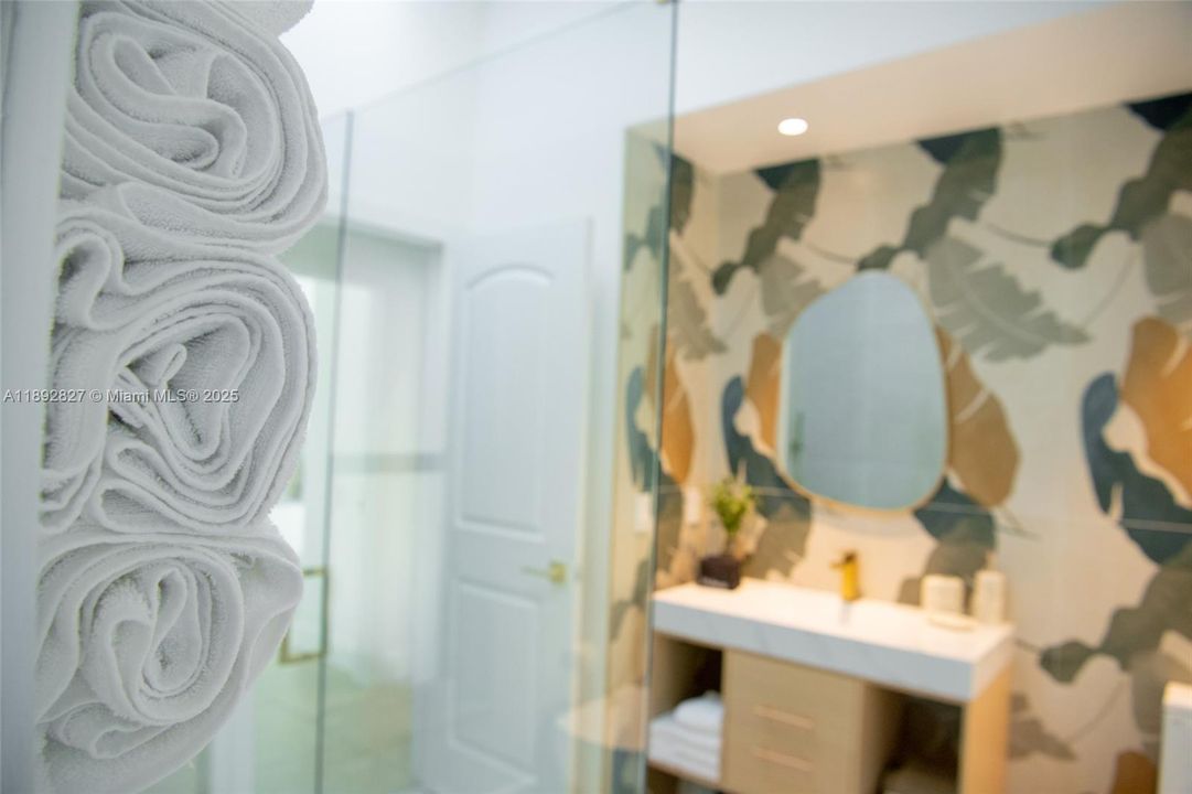 For Rent: $4,200 (3 beds, 2 baths, 2020 Square Feet)