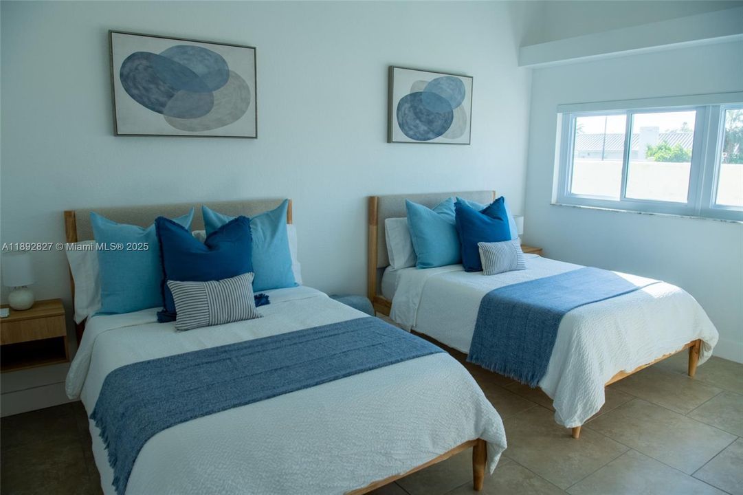 For Rent: $4,200 (3 beds, 2 baths, 2020 Square Feet)