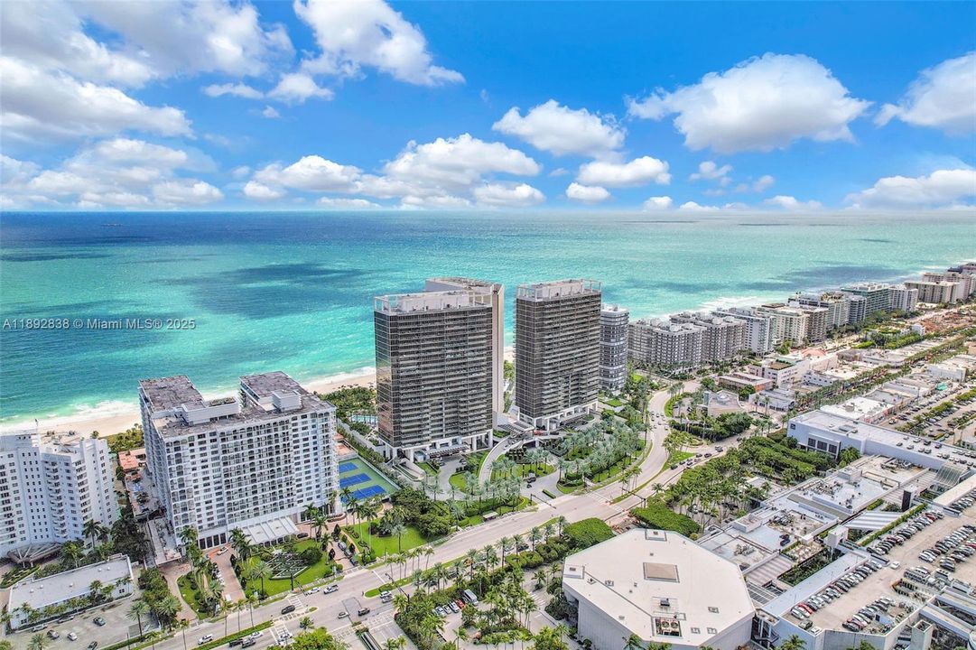 For Sale: $8,900,000 (3 beds, 3 baths, 3003 Square Feet)