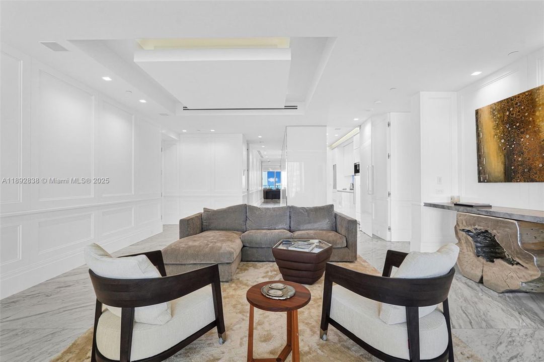 For Sale: $8,900,000 (3 beds, 3 baths, 3003 Square Feet)