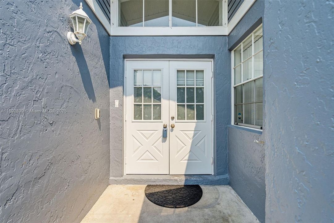 На продажу: $469,000 (3 спален, 2 ванн, 1185 Квадратных фут)