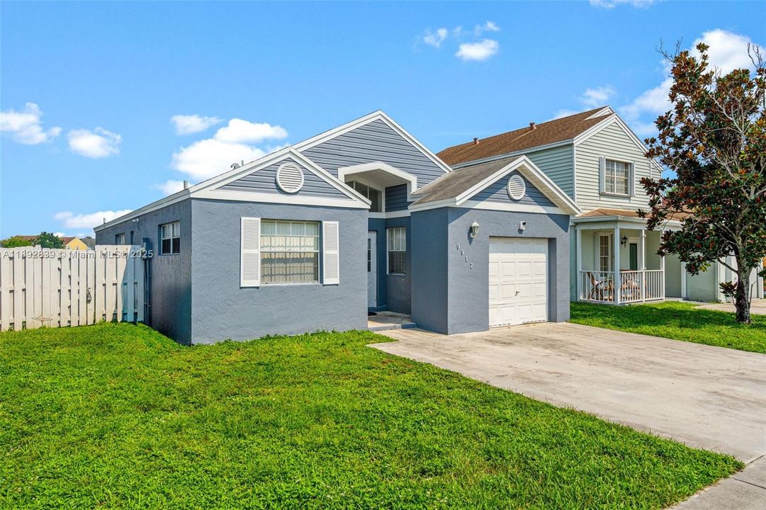 На продажу: $469,000 (3 спален, 2 ванн, 1185 Квадратных фут)