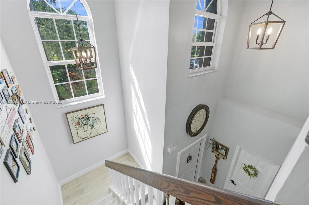 Vendido Recientemente: $525,000 (3 camas, 2 baños, 1528 Pies cuadrados)