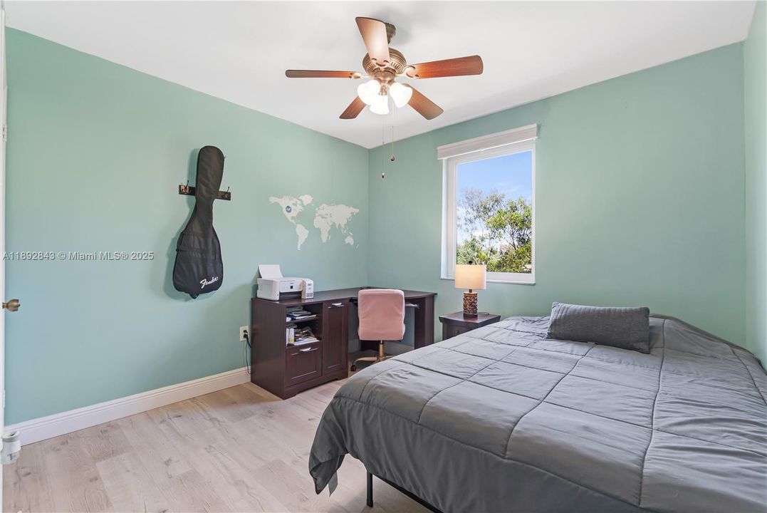 Vendido Recientemente: $525,000 (3 camas, 2 baños, 1528 Pies cuadrados)