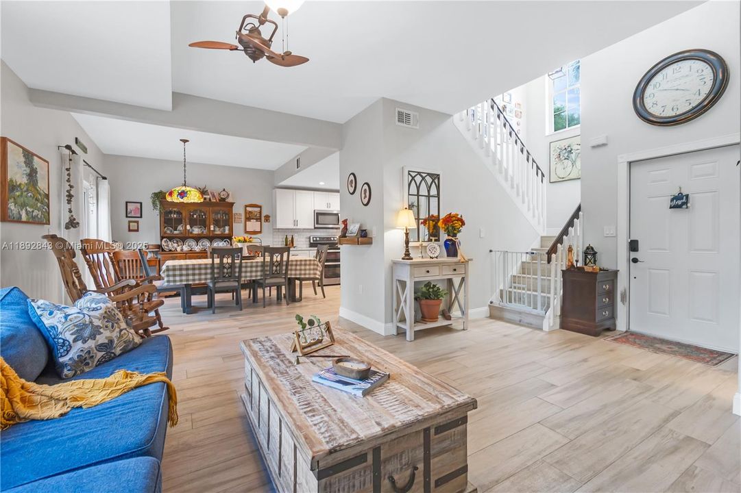 Vendido Recientemente: $525,000 (3 camas, 2 baños, 1528 Pies cuadrados)