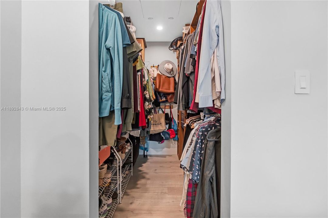 Vendido Recientemente: $525,000 (3 camas, 2 baños, 1528 Pies cuadrados)