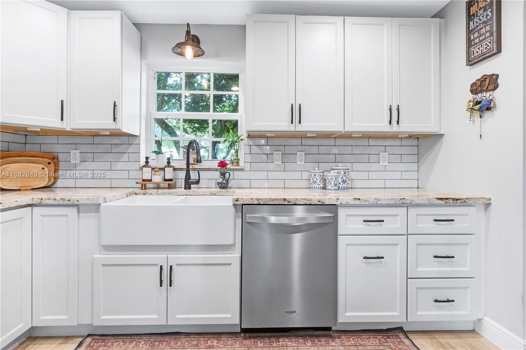 Vendido Recientemente: $525,000 (3 camas, 2 baños, 1528 Pies cuadrados)