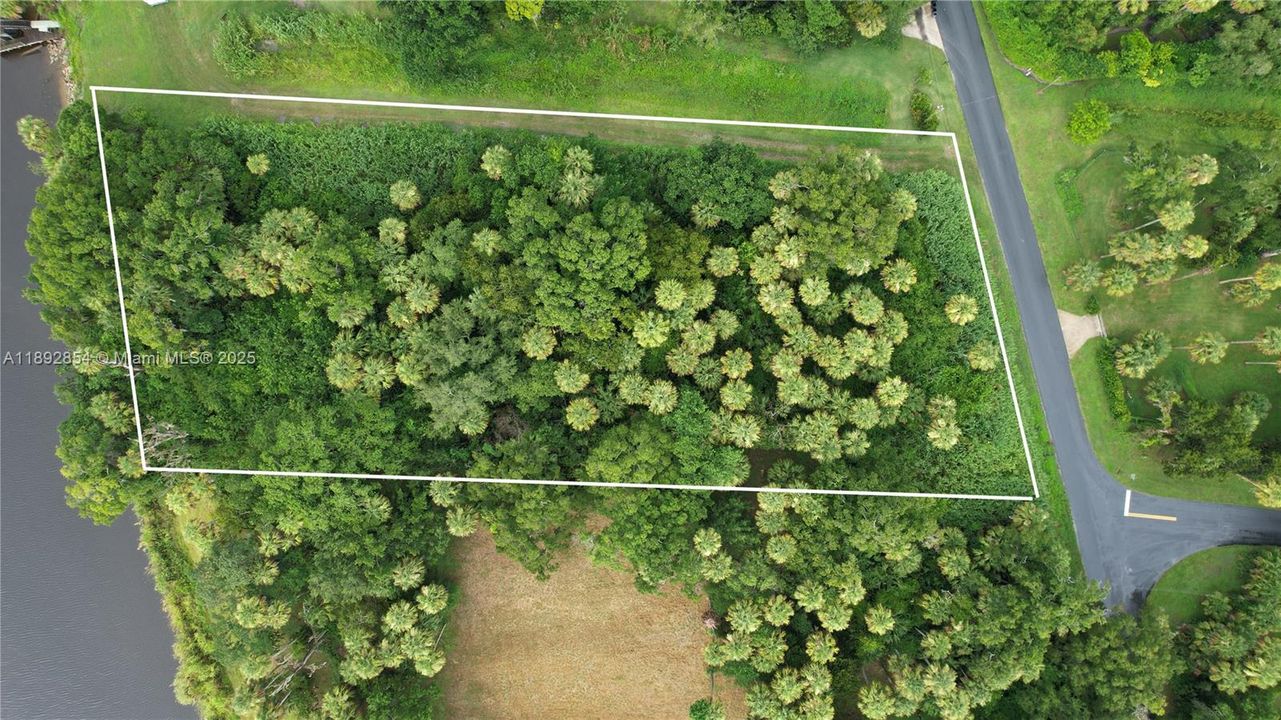 На продажу: $500,000 (2.00 acres)