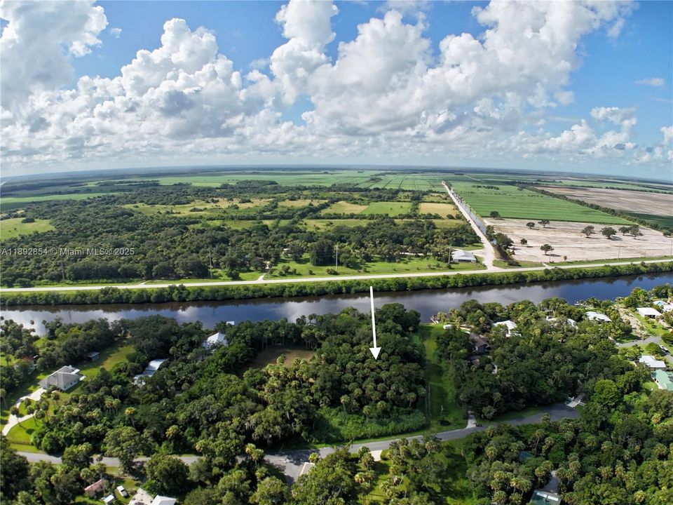 На продажу: $500,000 (2.00 acres)