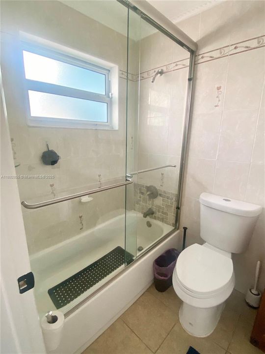 Active With Contract: $1,000 (0 beds, 1 baths, 0 Square Feet)