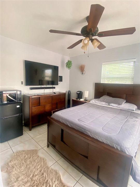 Active With Contract: $1,000 (0 beds, 1 baths, 0 Square Feet)