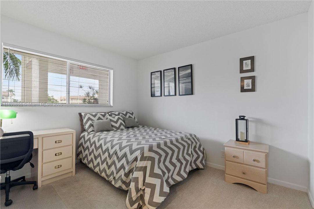 Недавно арендовано: $1,650 (2 спален, 2 ванн, 970 Квадратных фут)