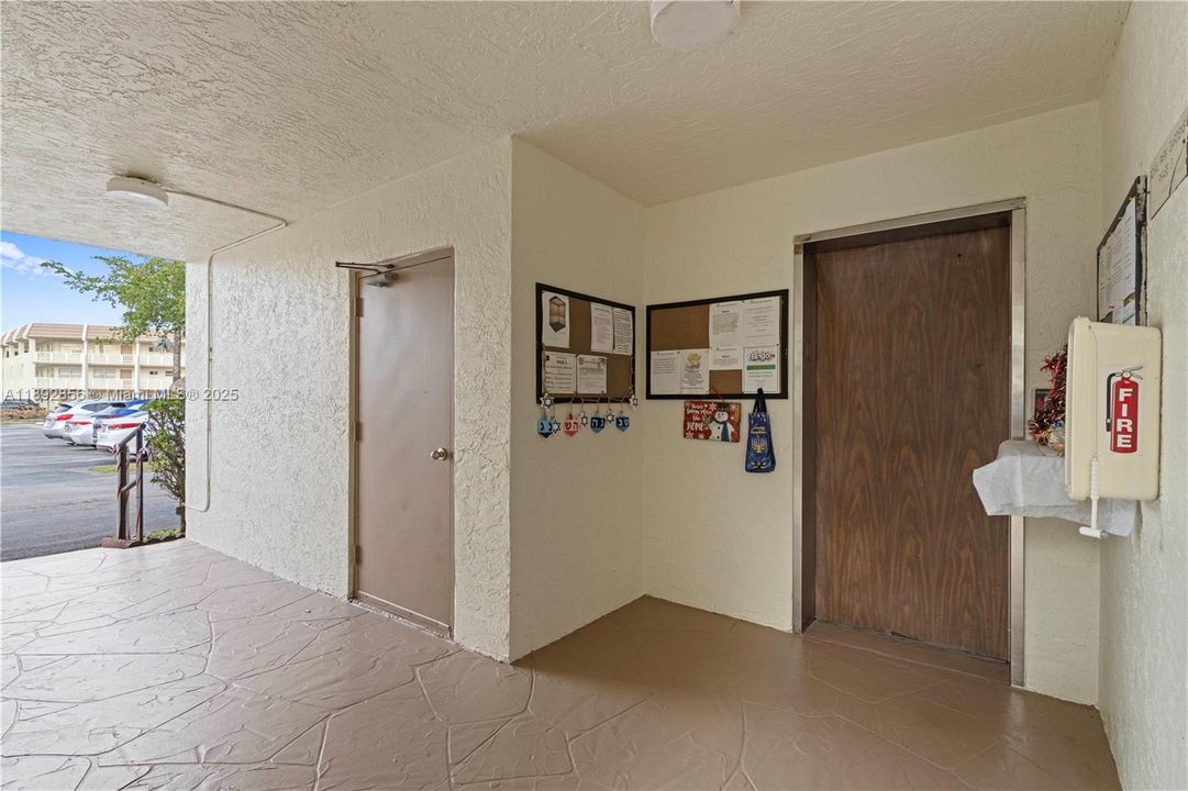 Недавно арендовано: $1,650 (2 спален, 2 ванн, 970 Квадратных фут)