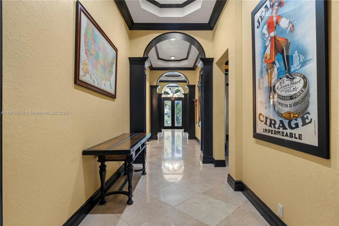 For Rent: $11,000 (6 beds, 5 baths, 4414 Square Feet)