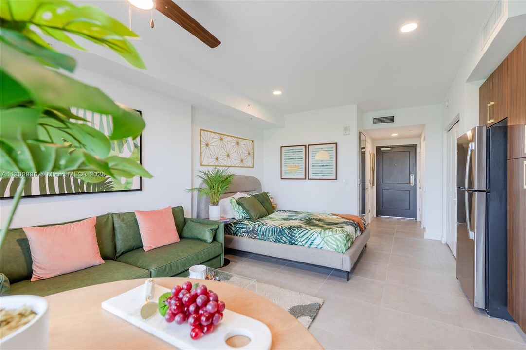 最近租的: $2,075 (0 贝兹, 1 浴室, 0 平方英尺)