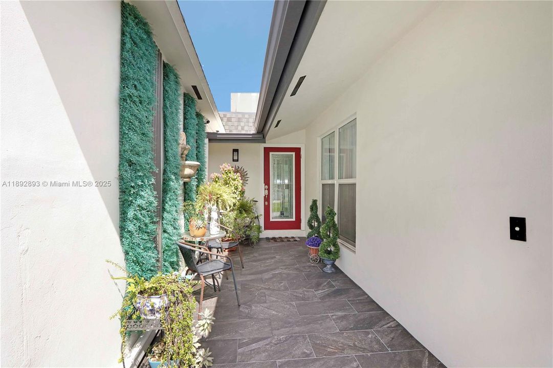 最近租的: $1,500 (0 贝兹, 1 浴室, 528 平方英尺)