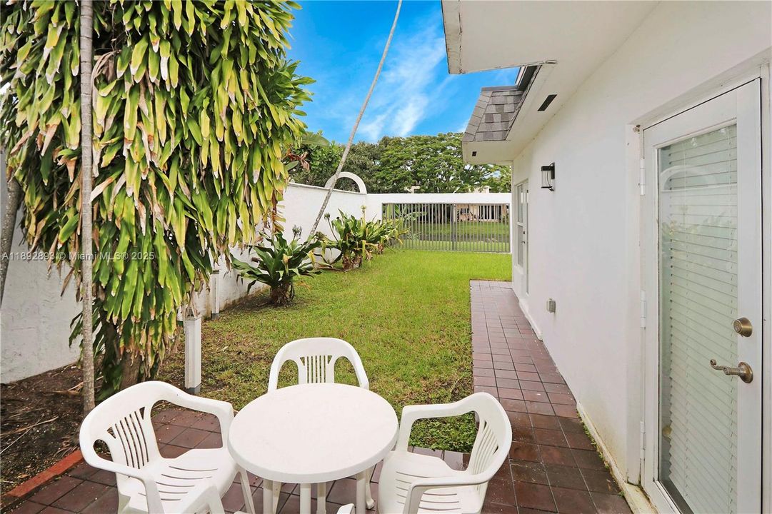 最近租的: $1,500 (0 贝兹, 1 浴室, 528 平方英尺)