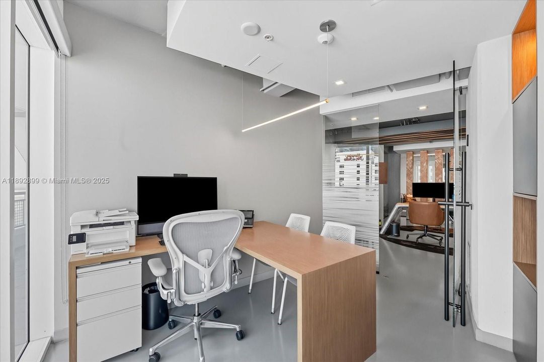 На продажу: $895,000 (0 спален, 0 ванн, 0 Квадратных фут)