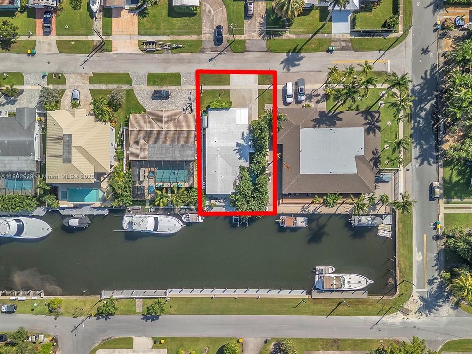 Recently Sold: $1,190,000 (4 beds, 3 baths, 1492 Square Feet)